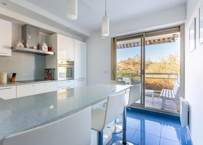 Le Morane * アンティーブ